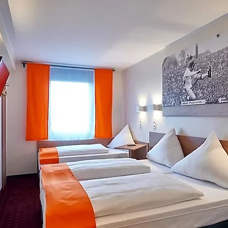 מלון Mcdreams Mönchengladbach